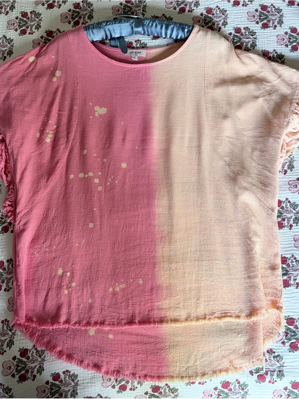 NWOT Umgee Women’s Ombre Pink to Peach Short Sleeve Tee, Size Medium